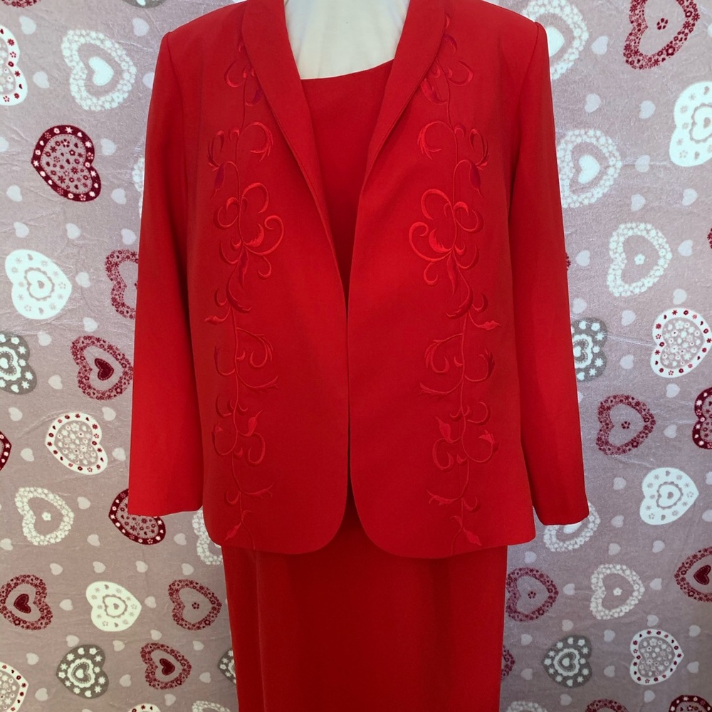 Red suit